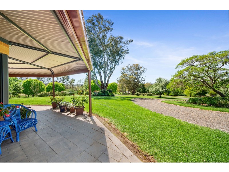 17 Wenz Lane, Canowindra NSW 2804
