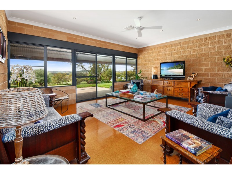 17 Wenz Lane, Canowindra NSW 2804