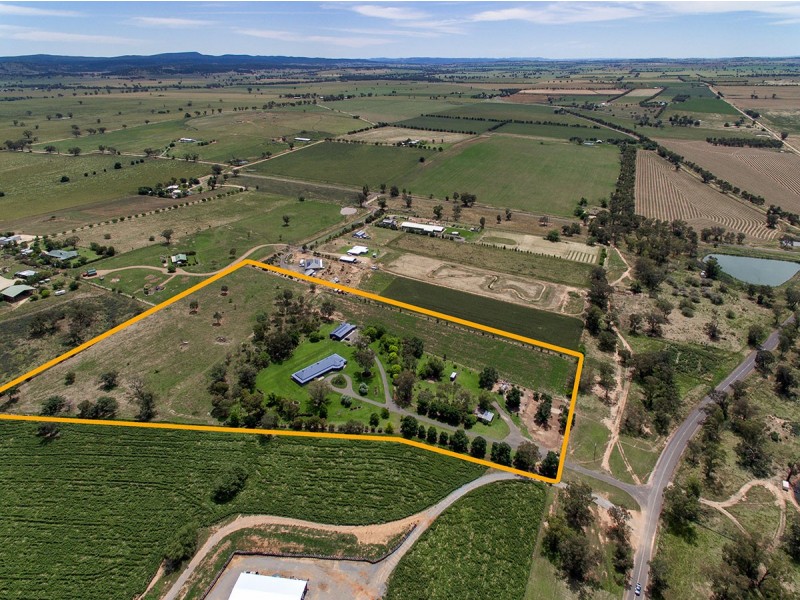 17 Wenz Lane, Canowindra NSW 2804
