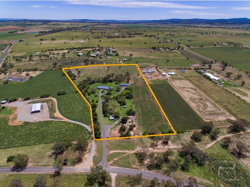 17 Wenz Lane, Canowindra NSW 2804