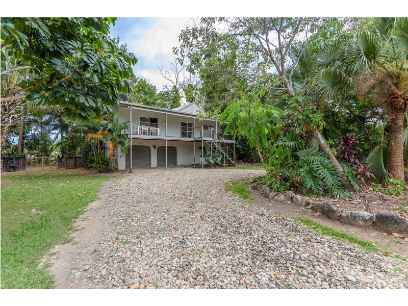 3 Noli Cl, Mossman QLD 4873