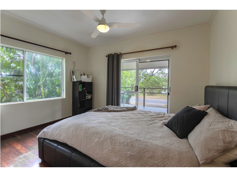 3 Noli Cl, Mossman QLD 4873