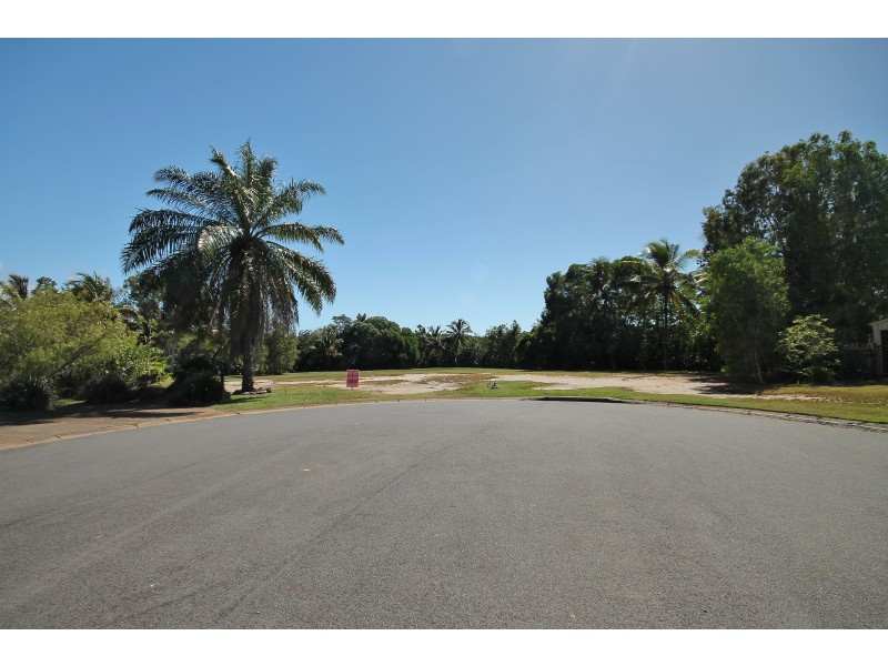 52 Endeavour St, Port Douglas QLD 4877