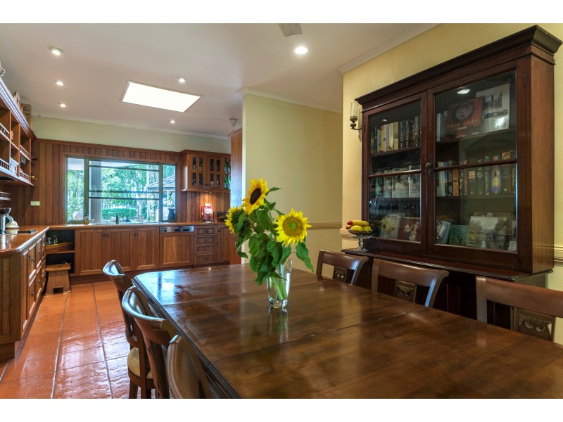 70 Kewarra St, Kewarra Beach QLD 4879