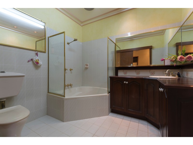 70 Kewarra St, Kewarra Beach QLD 4879