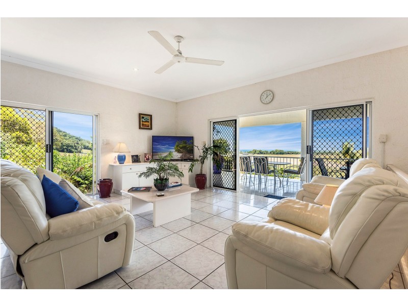 3 Seaview Court, Rocky Point QLD 4873