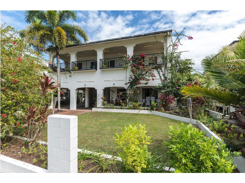 9 Bougainvillea St, Cooya Beach QLD 4873