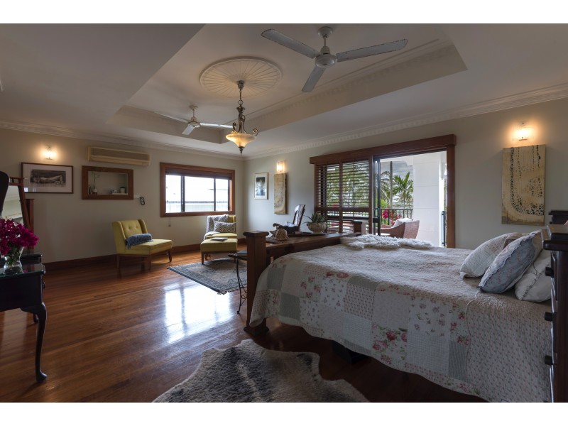 9 Bougainvillea St, Cooya Beach QLD 4873