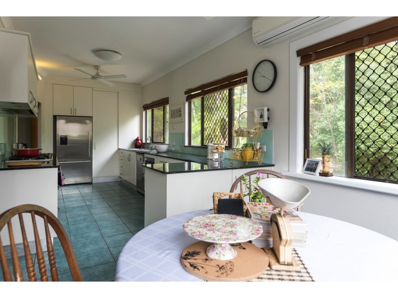 9 Bougainvillea St, Cooya Beach QLD 4873