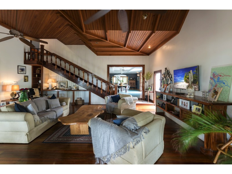 9 Bougainvillea St, Cooya Beach QLD 4873