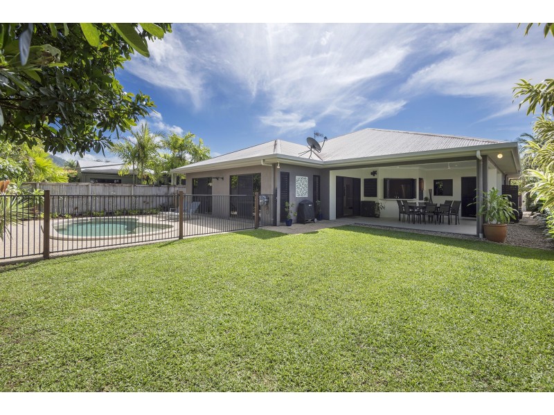 18 Sandpiper St, Port Douglas QLD 4877