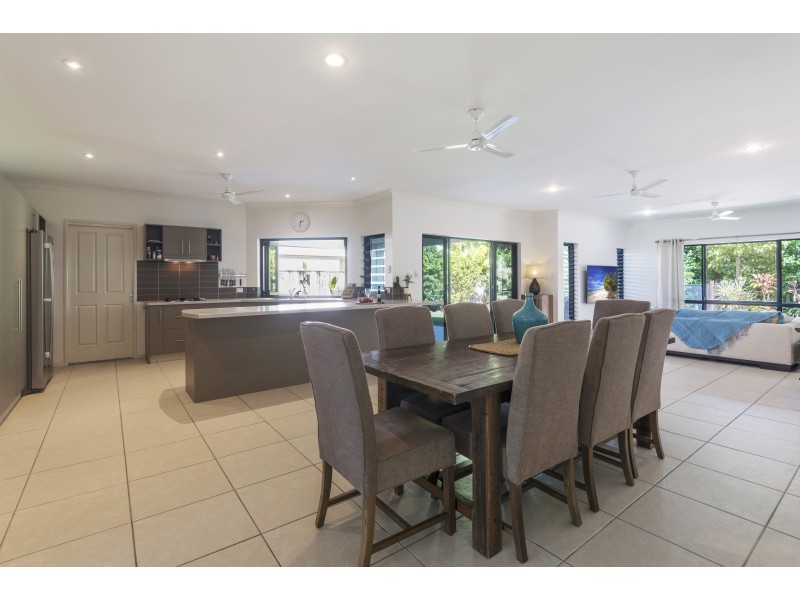 18 Sandpiper St, Port Douglas QLD 4877