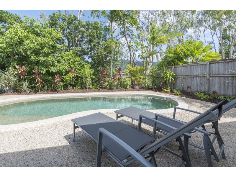 18 Sandpiper St, Port Douglas QLD 4877