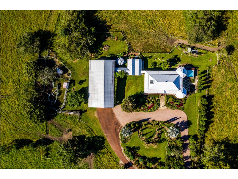 1253 Mossman Mount Molloy Rd, Julatten QLD 4871