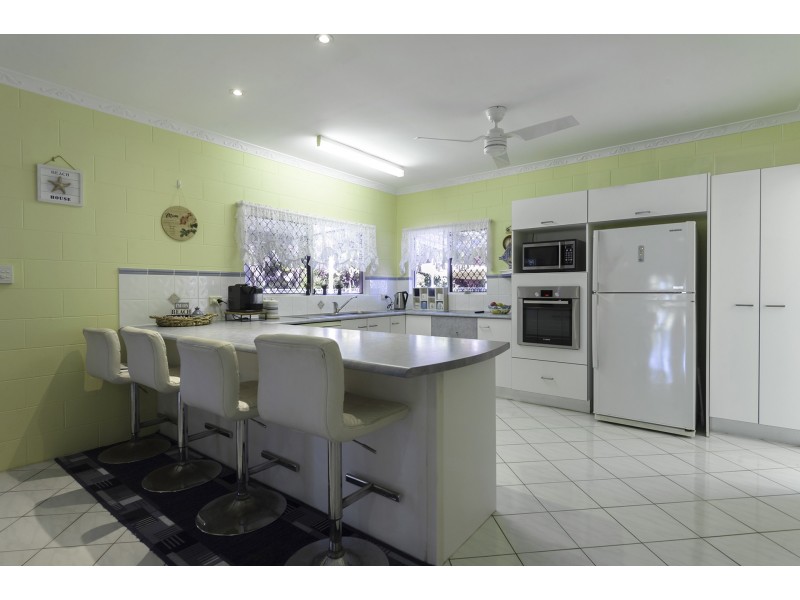 25 Oasis Dr, Wonga Beach QLD 4873