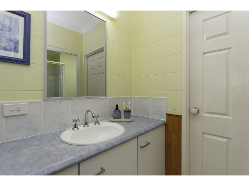 25 Oasis Dr, Wonga Beach QLD 4873