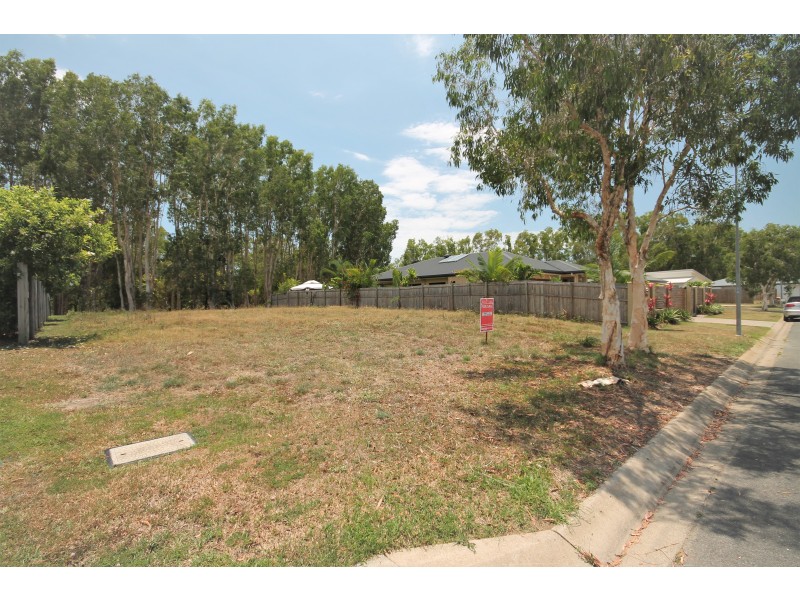 63 Milman Dr, Craiglie QLD 4877