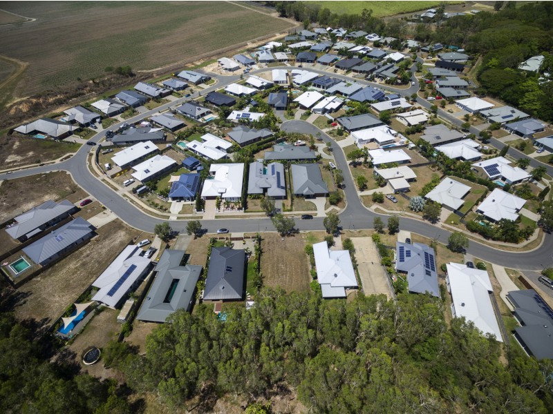 63 Milman Dr, Craiglie QLD 4877
