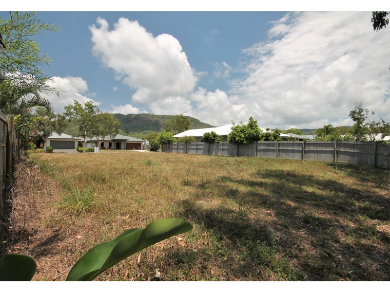 63 Milman Dr, Craiglie QLD 4877