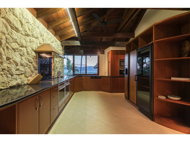 44 Island Point Road, Port Douglas QLD 4877