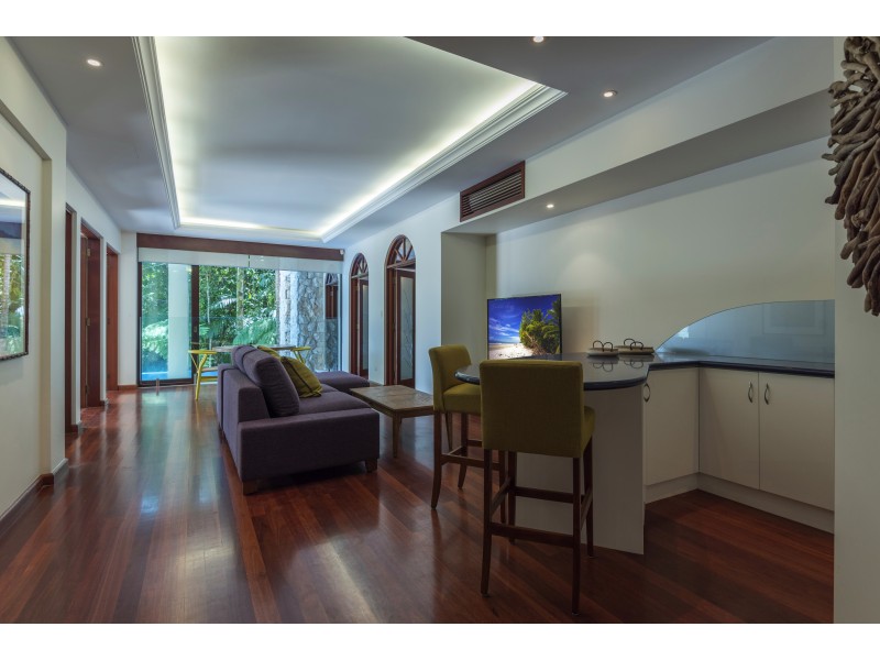 44 Island Point Road, Port Douglas QLD 4877