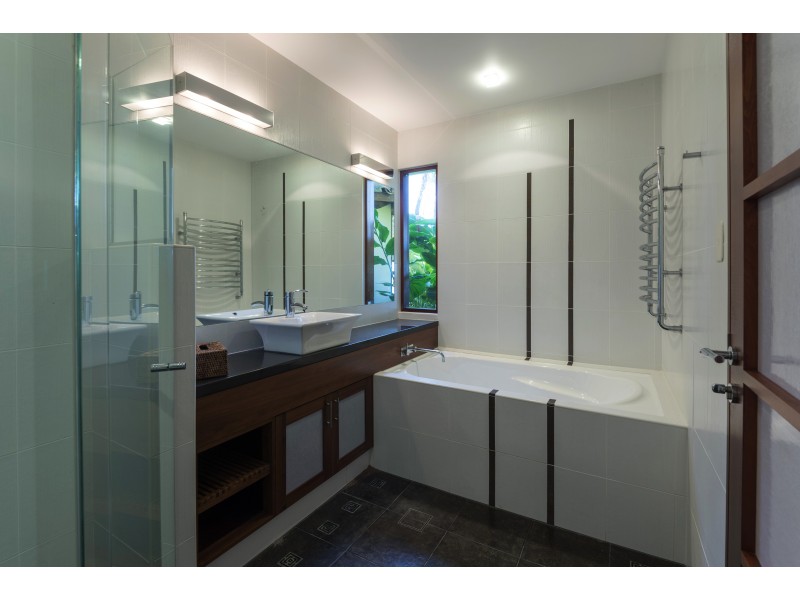 44 Island Point Road, Port Douglas QLD 4877