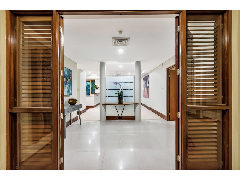 4 ‘Munbilla’, 17 Colonel Cummings Dr, Palm Cove QLD 4879