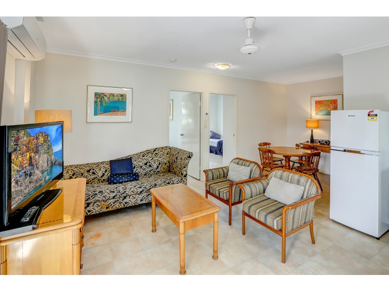 32 Veivers Rd, Palm Cove QLD 4879