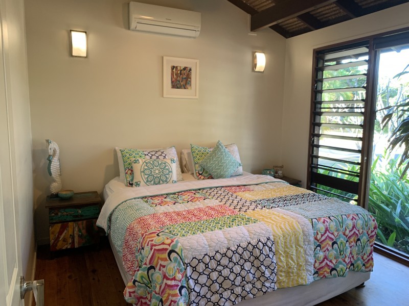 106 Marine Pde, Newell QLD 4873