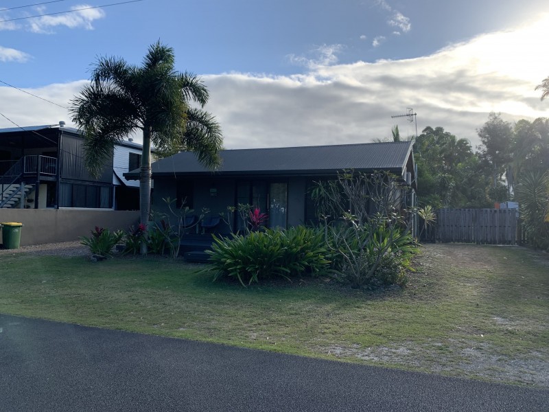 106 Marine Pde, Newell QLD 4873