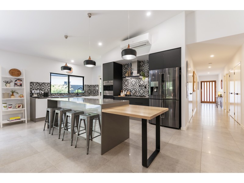 73 Milman Drive, Port Douglas QLD 4877