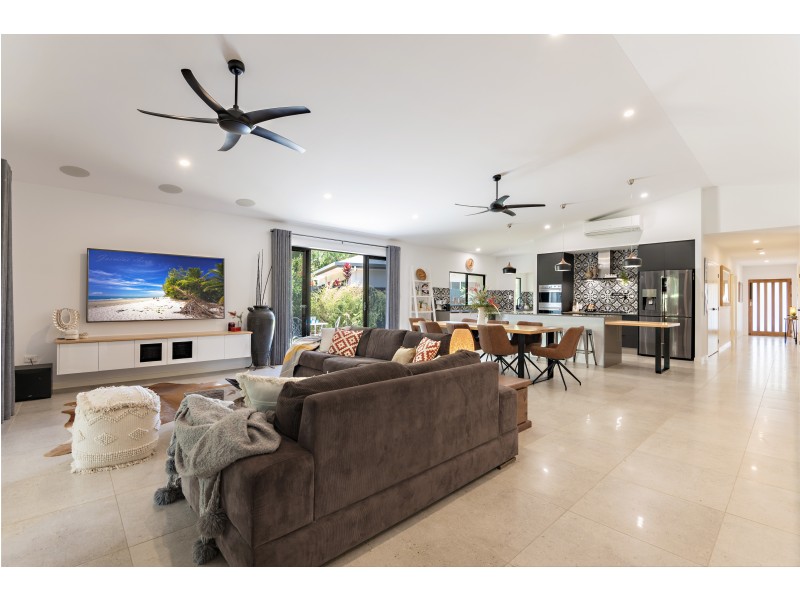 73 Milman Drive, Port Douglas QLD 4877