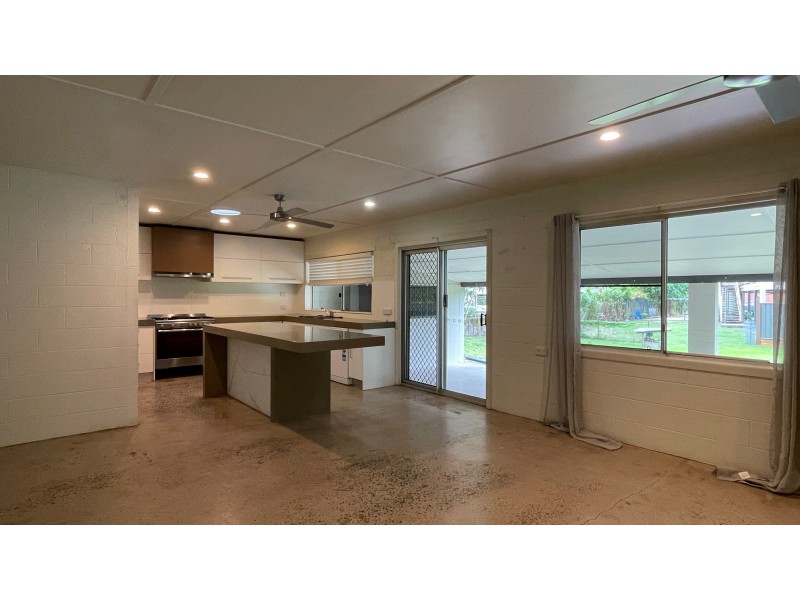 23 Bougainvilia St, Cooya Beach QLD 4873