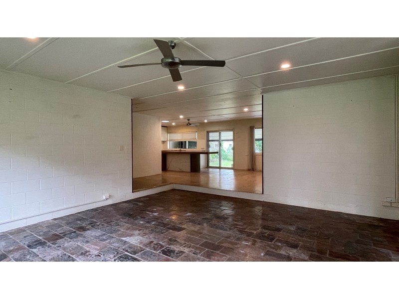 23 Bougainvilia St, Cooya Beach QLD 4873