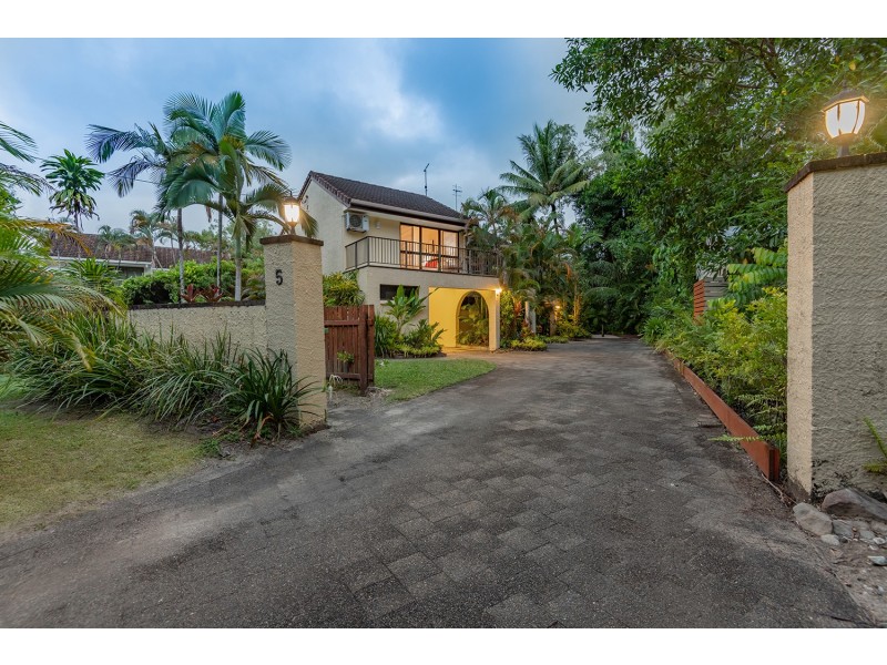 Unit 1/5 Little Reef St, Port Douglas QLD 4877