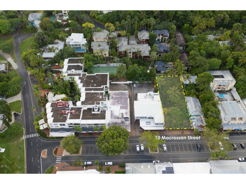 10 Macrossan St, Port Douglas QLD 4877