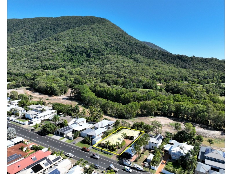Duplex 1/60 Cedar Rd, Palm Cove QLD 4879