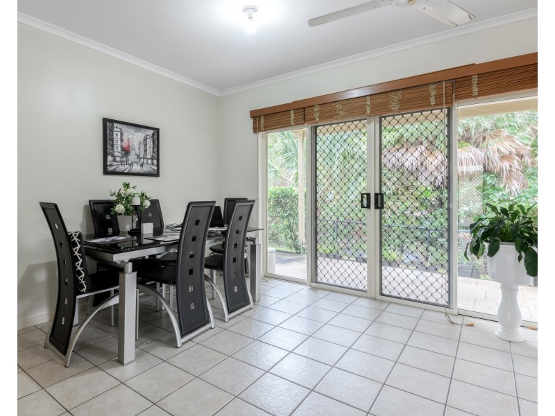 1 & 2/60 Cedar Road, Palm Cove QLD 4879