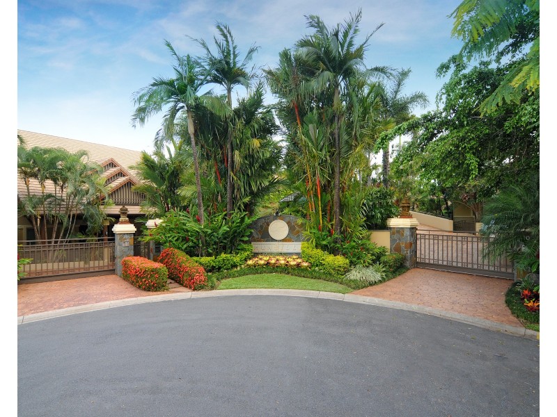 1 ‘Munbilla’ / 17 Colonel Cummings Dr, Palm Cove QLD 4879