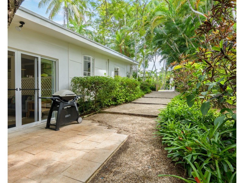 10 Garrick St, Port Douglas QLD 4877