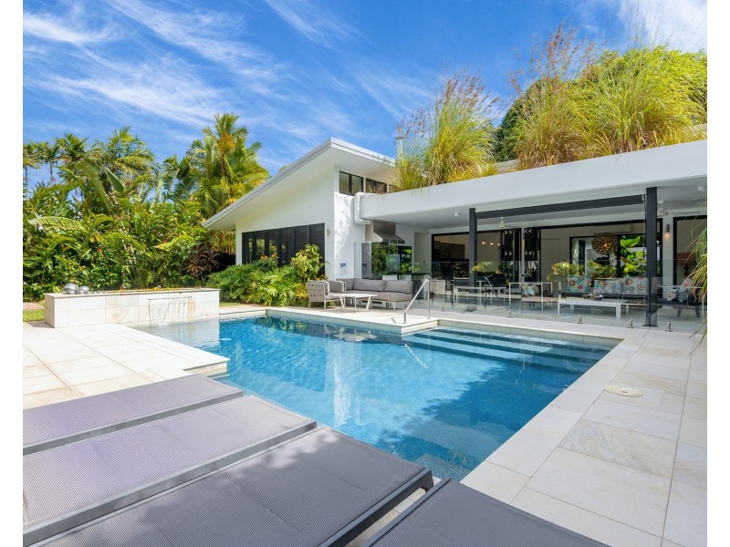 41 Beachfront Mirage Dr, Port Douglas QLD 4877