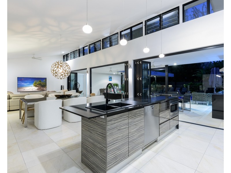 41 Beachfront Mirage Dr, Port Douglas QLD 4877