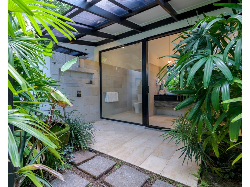41 Beachfront Mirage Dr, Port Douglas QLD 4877