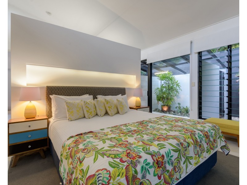 41 Beachfront Mirage Dr, Port Douglas QLD 4877