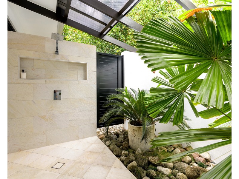 41 Beachfront Mirage Dr, Port Douglas QLD 4877