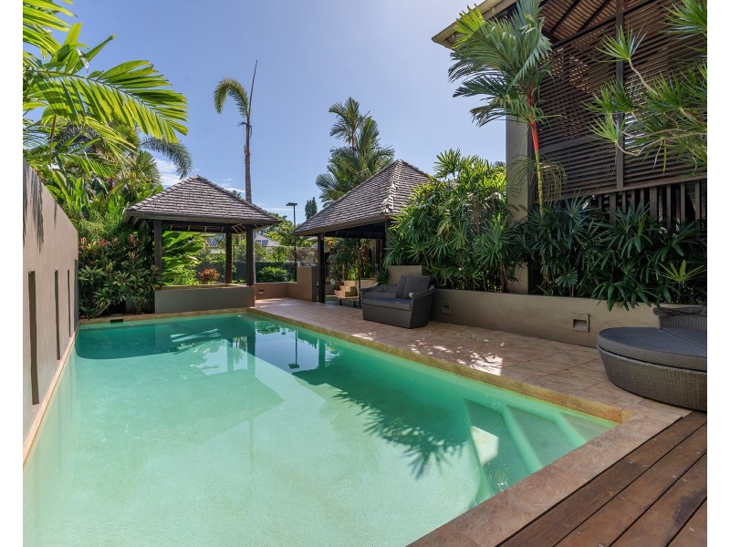 35 Beachfront Mirage Dr, Port Douglas QLD 4877