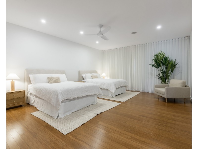 35 Beachfront Mirage Dr, Port Douglas QLD 4877