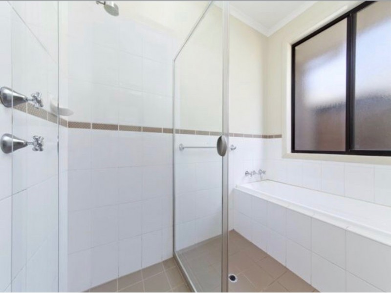 4A Melrose Avenue, Clearview SA 5085