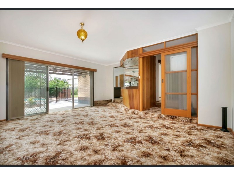 34 Buckingham Drive, Salisbury East SA 5109