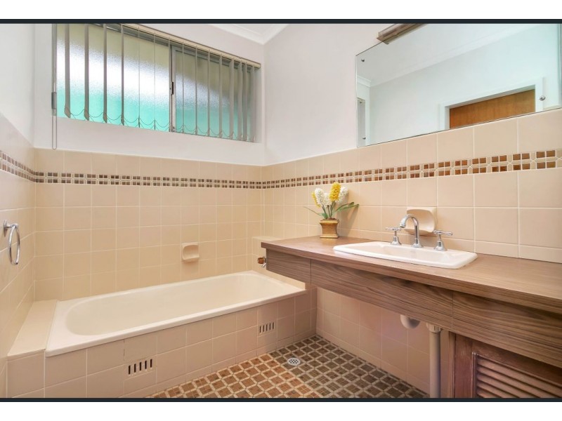 34 Buckingham Drive, Salisbury East SA 5109